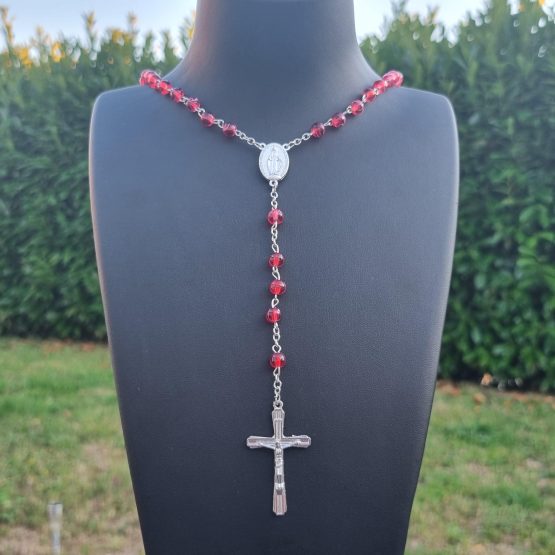 Chapelet grains transparents marbrés rouges