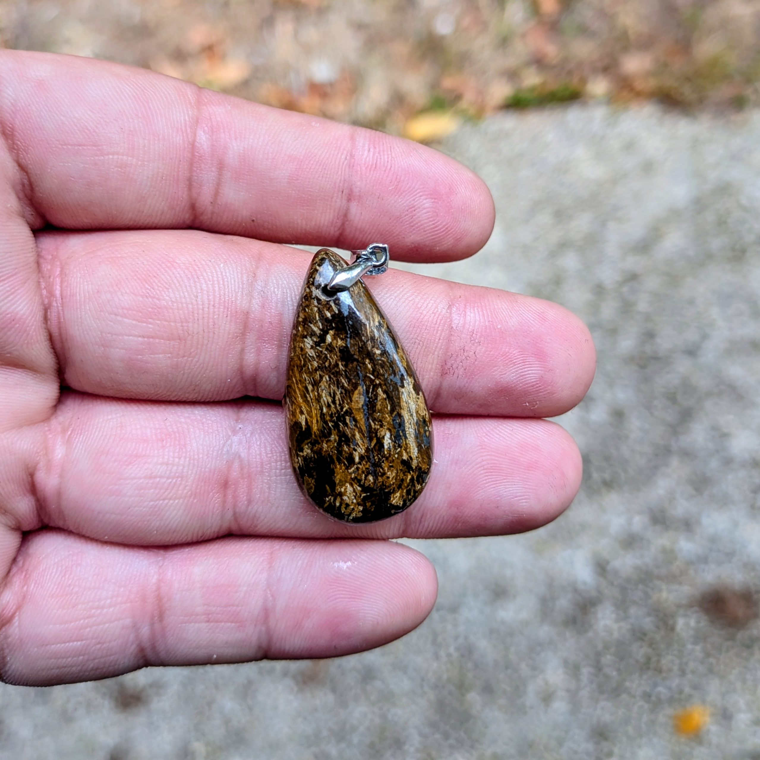 pendentif_bronzite_1