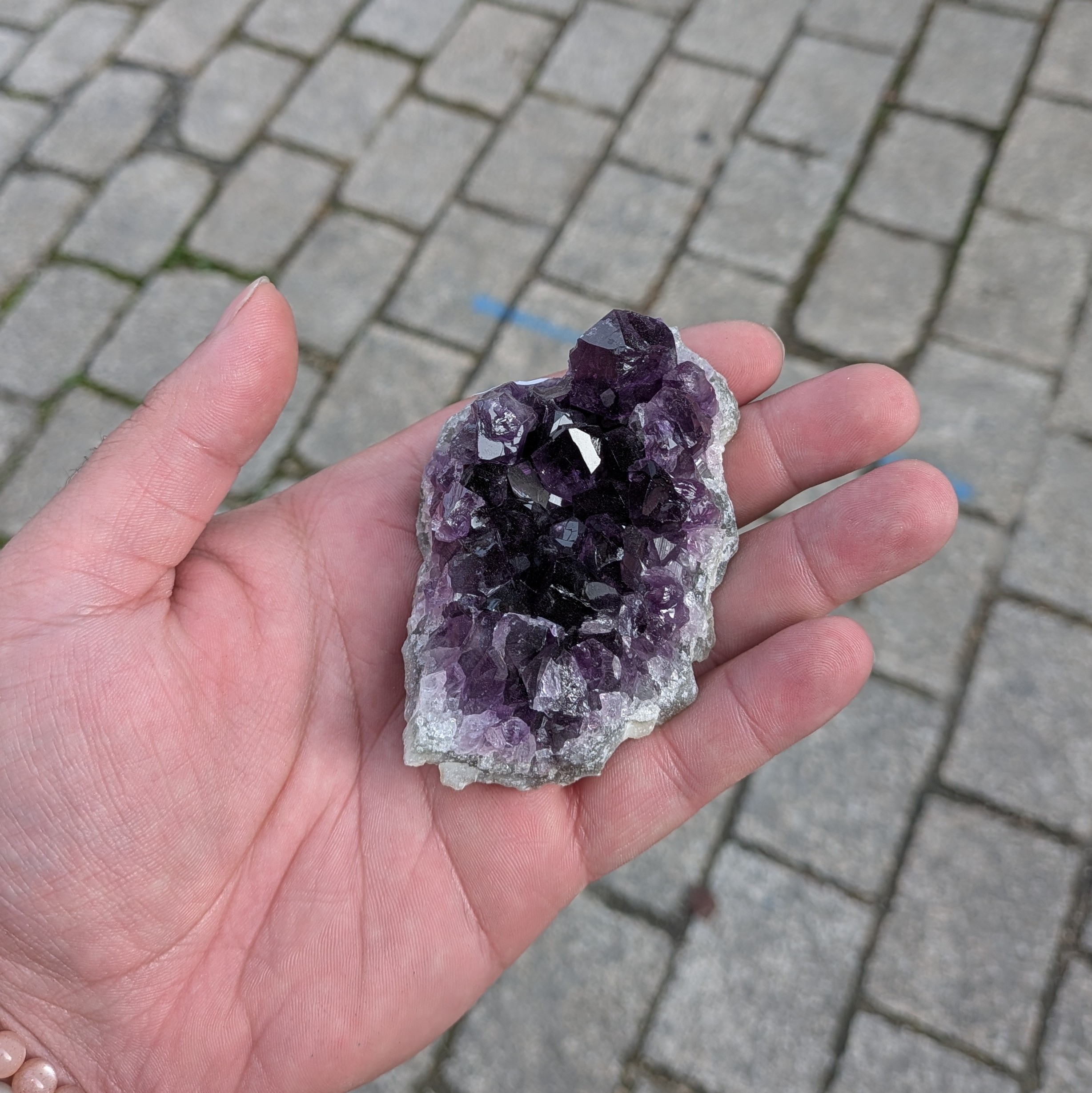 Druse d’Améthyste (pièce unique, ref AME133)