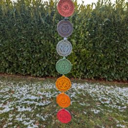 Suspension murale en bois 7 Chakras colorés