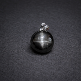 Pendentif Spinelle étoilé + argent 925 (pièce unique, qualité extra)