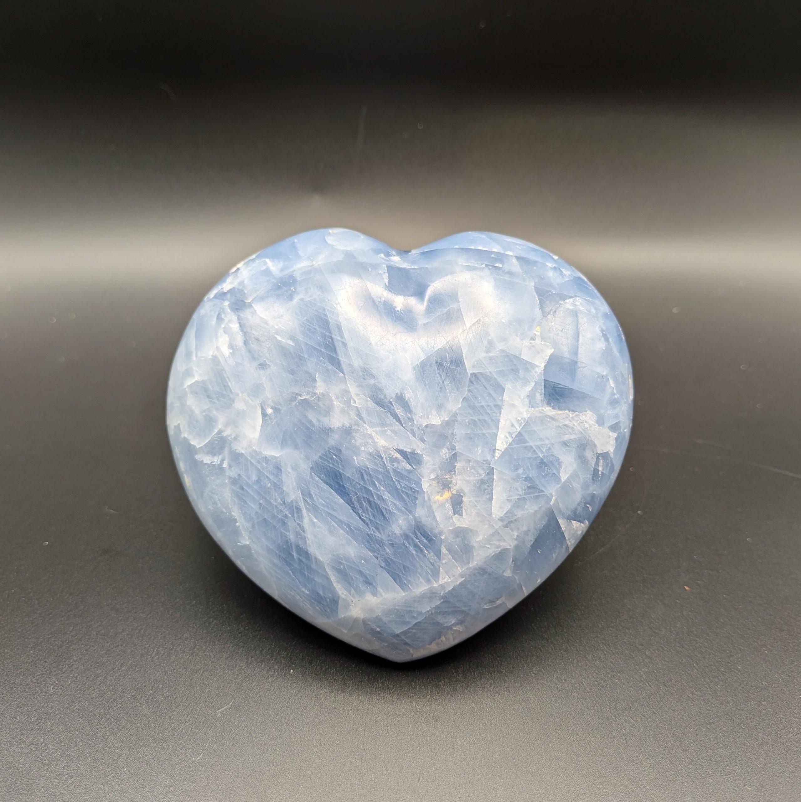 Calcite bleue - Coeur (pièce unique)
