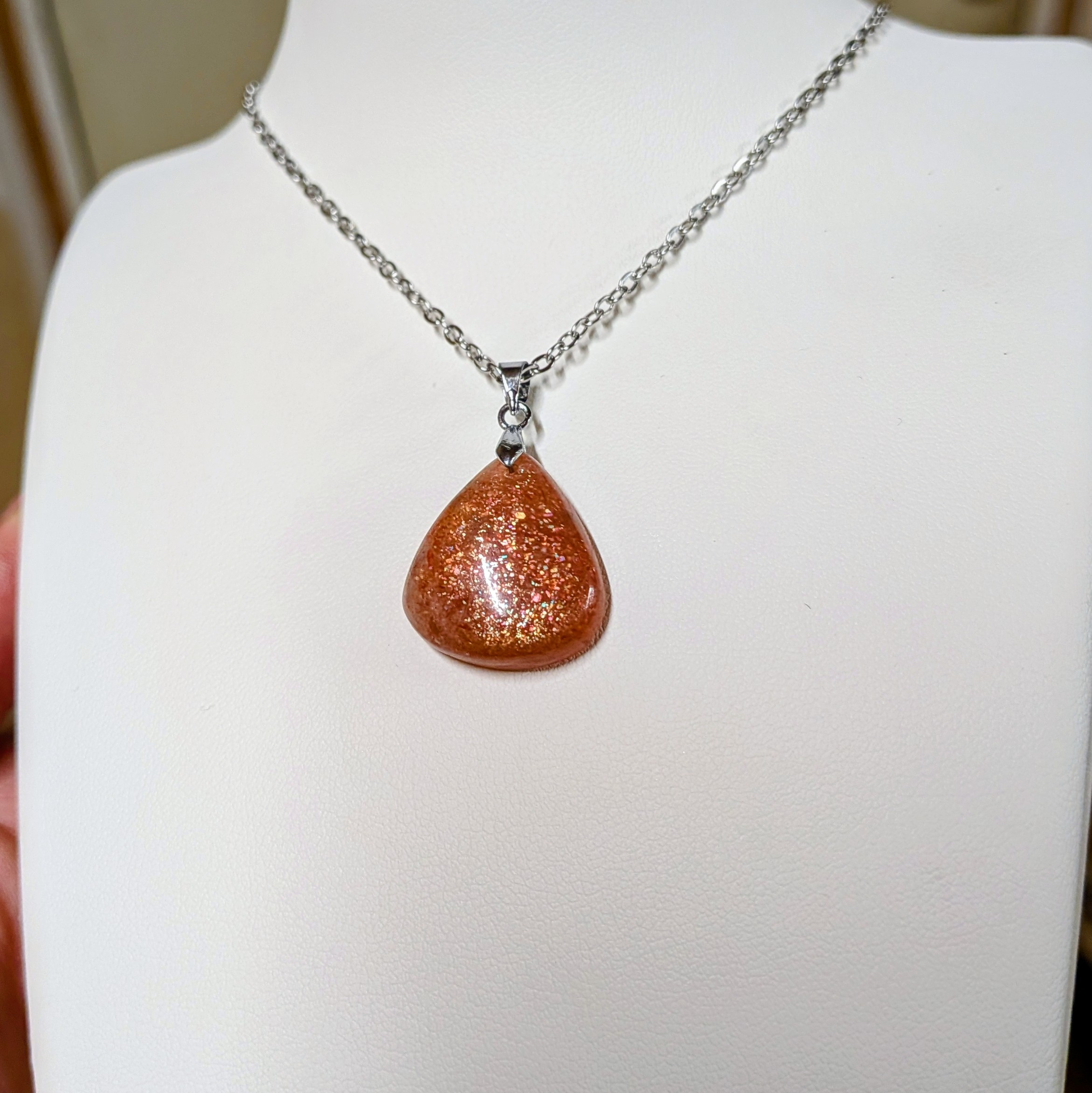 pendentif_pierre_de_soleil_2