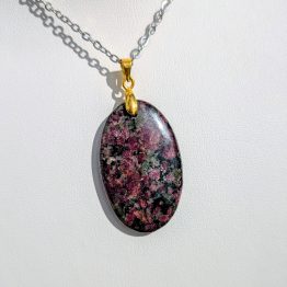 Pendentif Eudialyte (pièce unique)