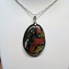 Pendentif Jaspe Héliotrope (pièce unique)