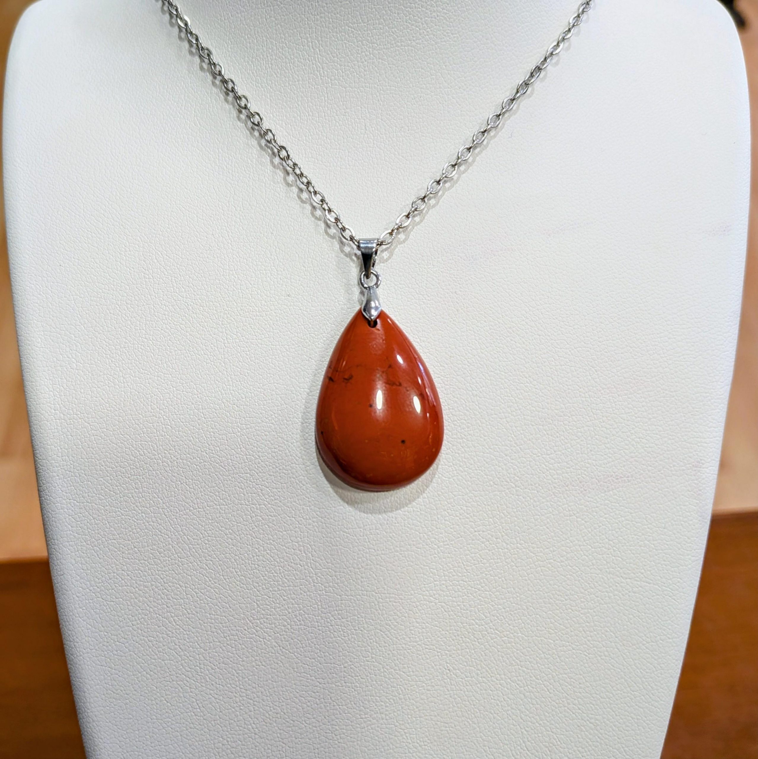pendentif_jaspe_rouge_1 pendentif_jaspe_rouge_1